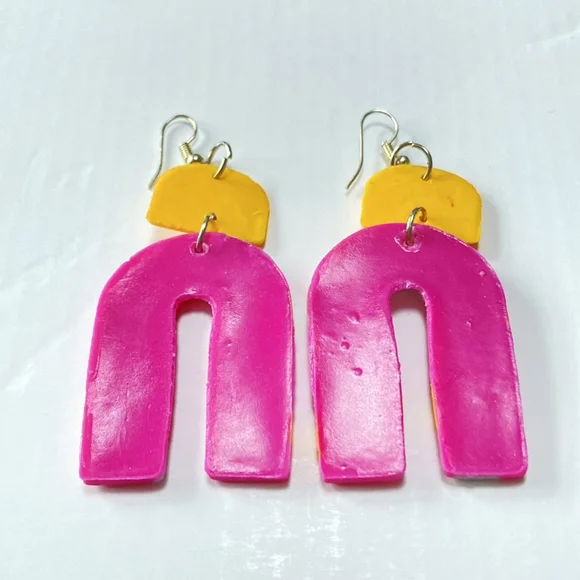 BNWT Handmade Barbiecore Pink Earrings Bundle -Treat Yourself to Trendy Elegance - Picture 8 of 12